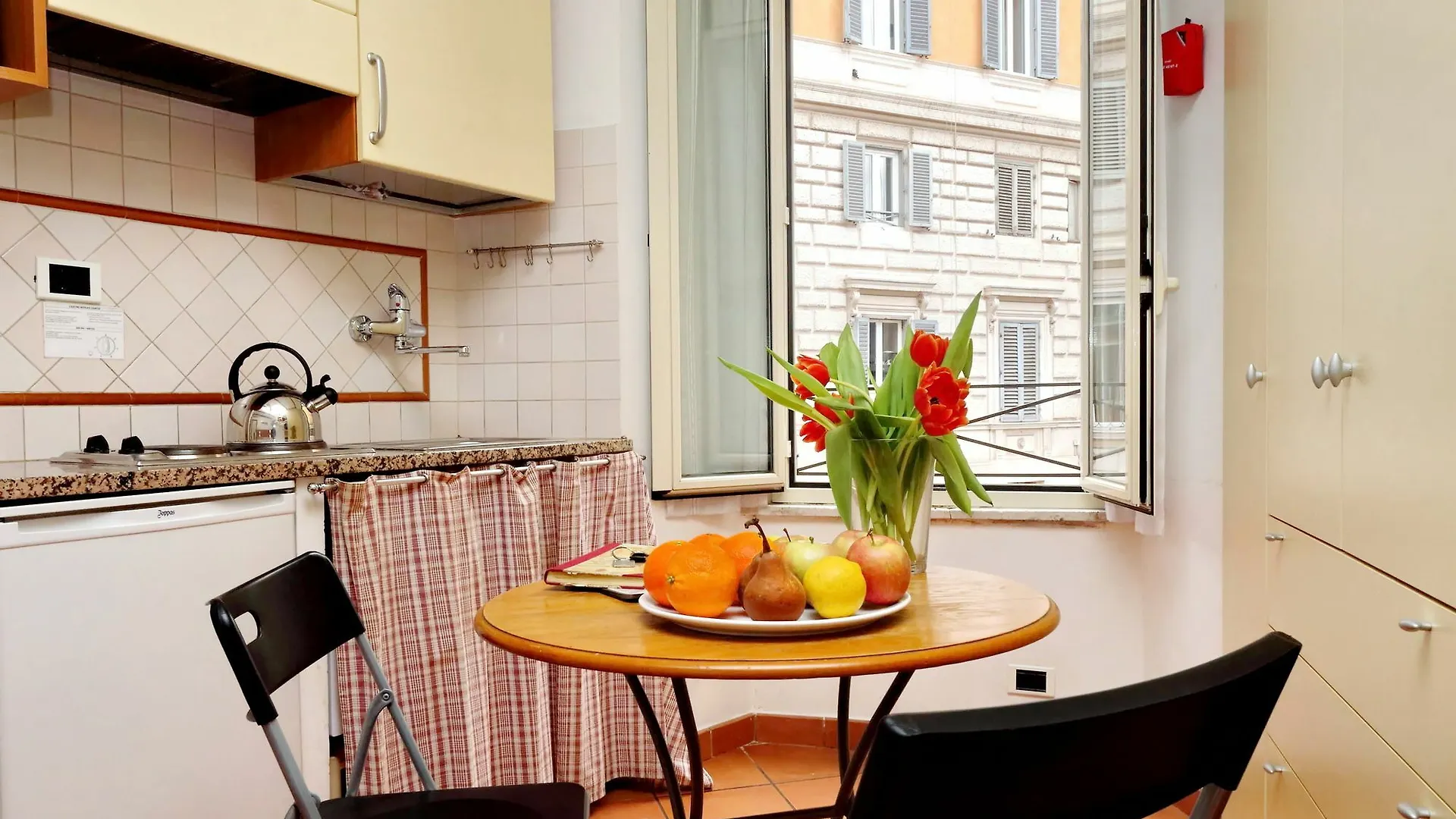 Rome Accomodation - Fori Imperiali Апартаменты